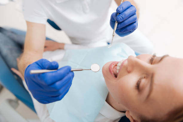 Best Root Canal Treatment  in Canton, IL